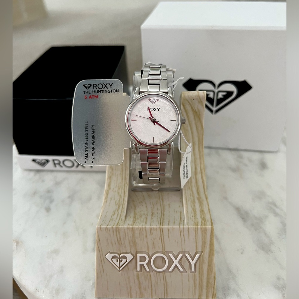 Roxy The Huntington Watch